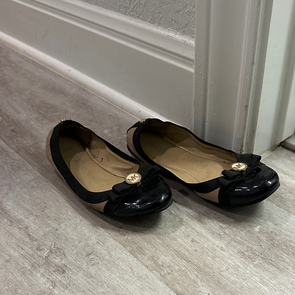 Michael Kors Black and Tan Flats with Gold Accent